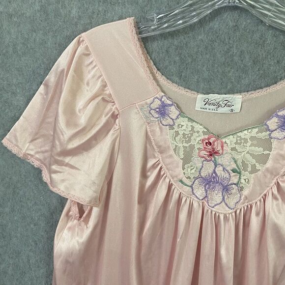 Vanity Fair Light Pink Lace Matching Gown and Robe Women Small Vintage Ladies - Picture 14 of 16